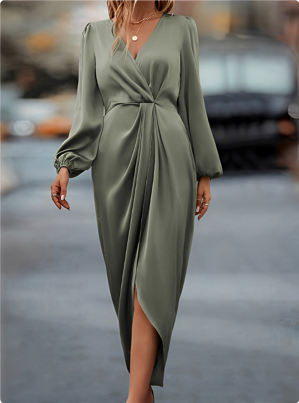 Diantha - Robe élégante avec manches larges fendues pour femmes