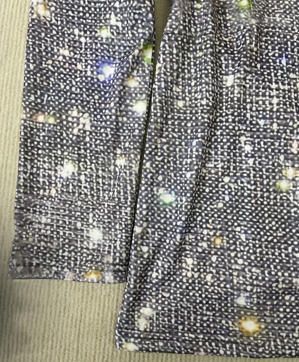 Elaina – Blouse pailletée avec manches longues