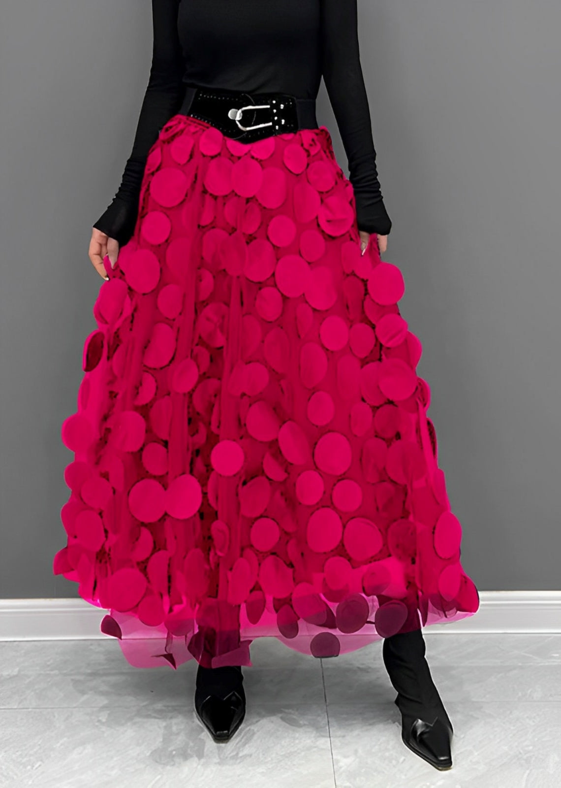 Peaches – Jupe midi à pois style rétro