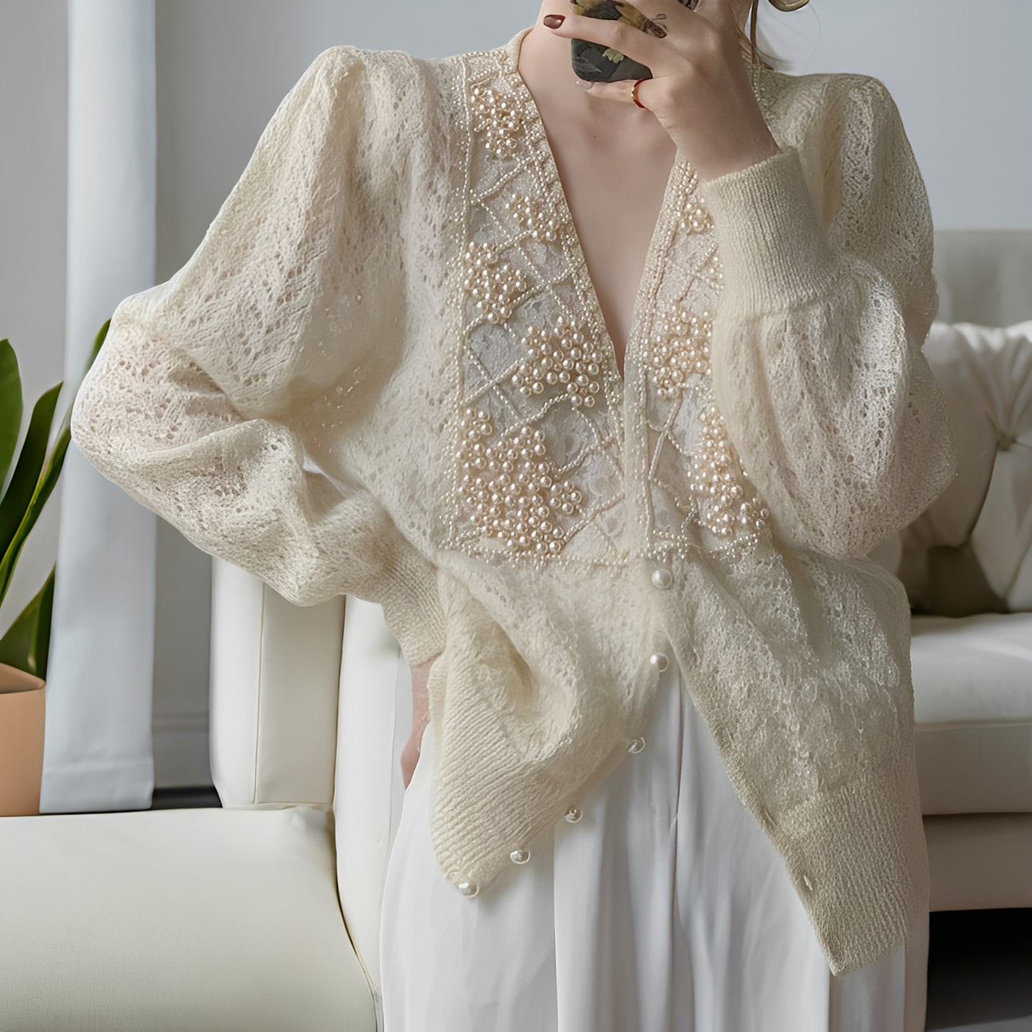 Jolie - Pull tricoté élégant avec boutons en perles