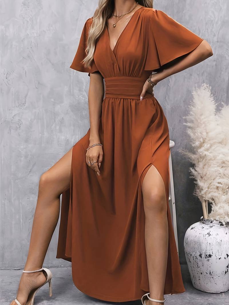 Juliette – Robe pour femmes avec col à volants et taille plissée