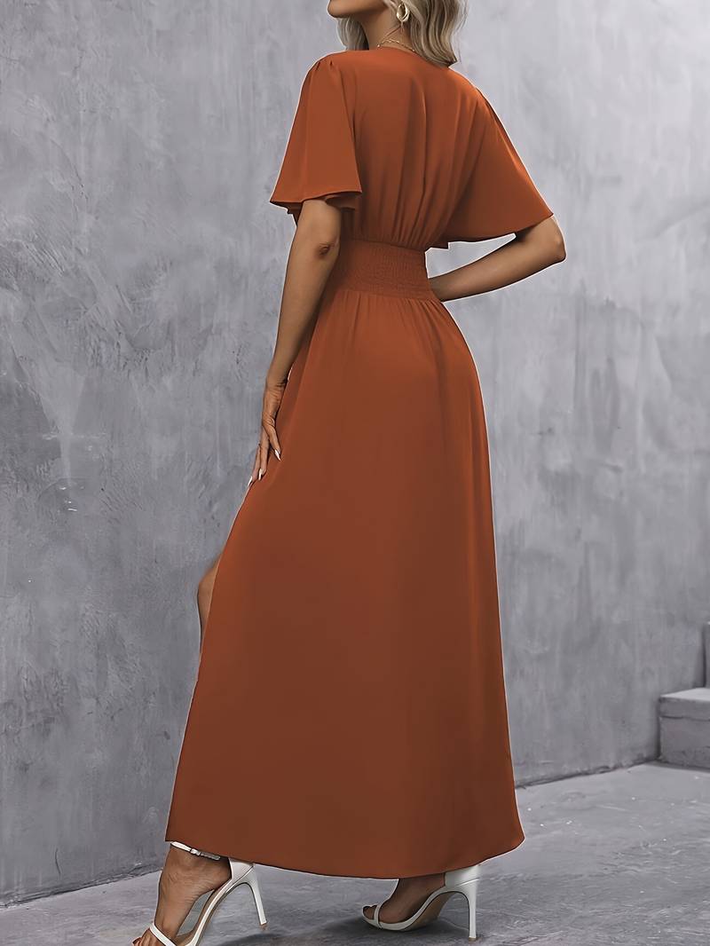 Juliette – Robe pour femmes avec col à volants et taille plissée