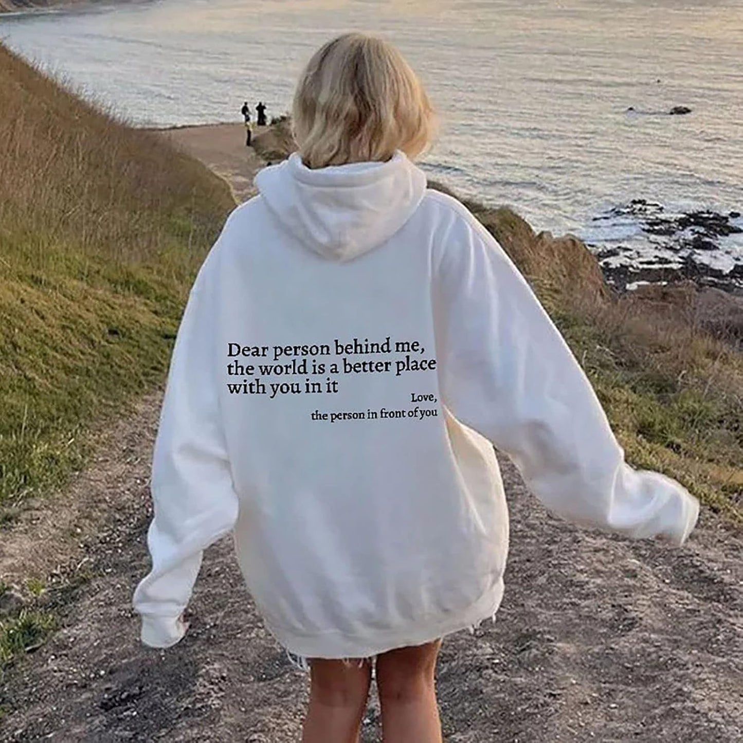 Cher Personne – Hoodie avec impression dos statement