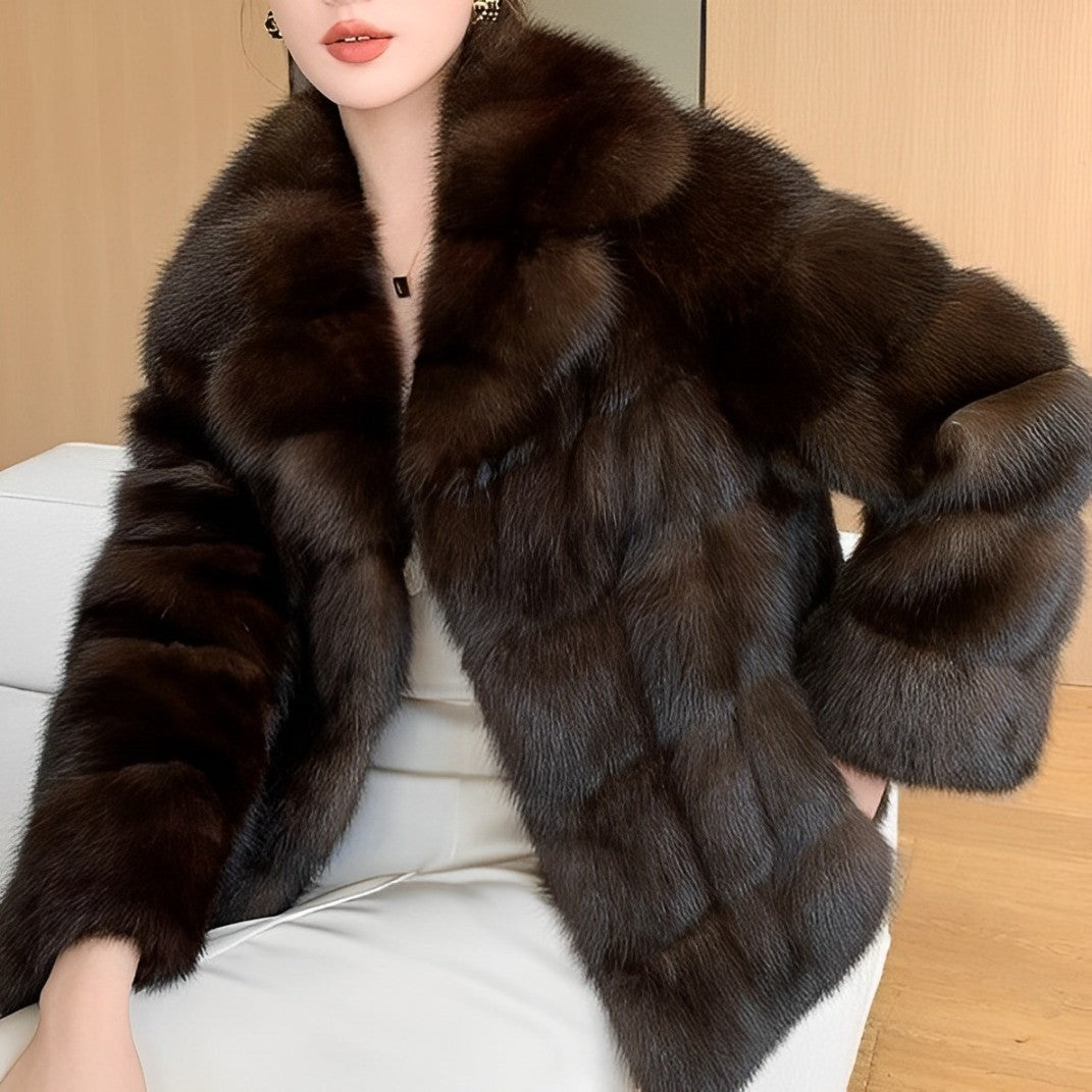 Deena – Manteau en fourrure élégant