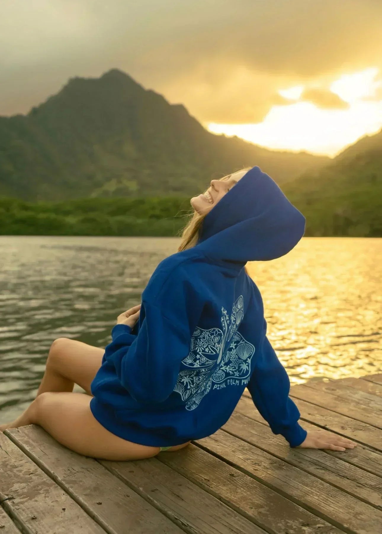 Sofia – Sweat à Capuche Motif Floral