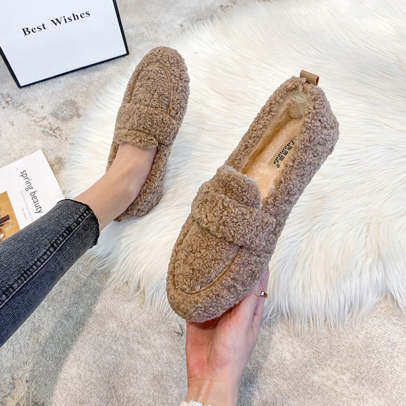 Kathleen - Chaussons en peluche doux et élégants pour femmes