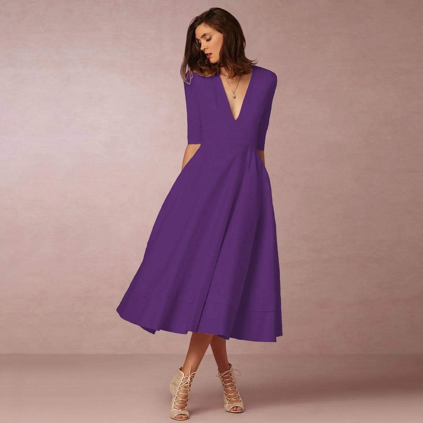 Noemi – Robe de soirée élégante en longueur midi