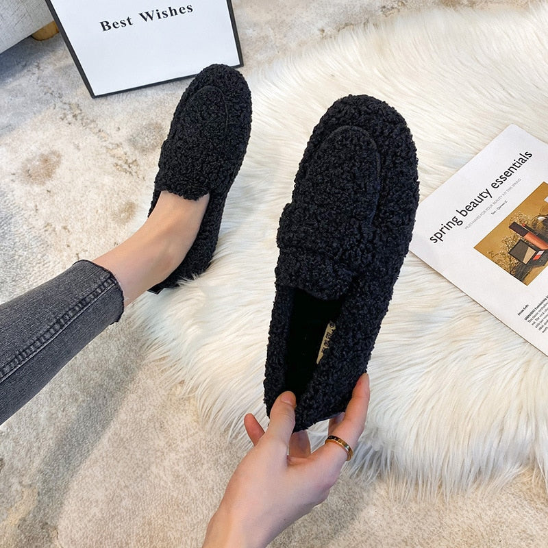 Kathleen - Chaussons en peluche doux et élégants pour femmes