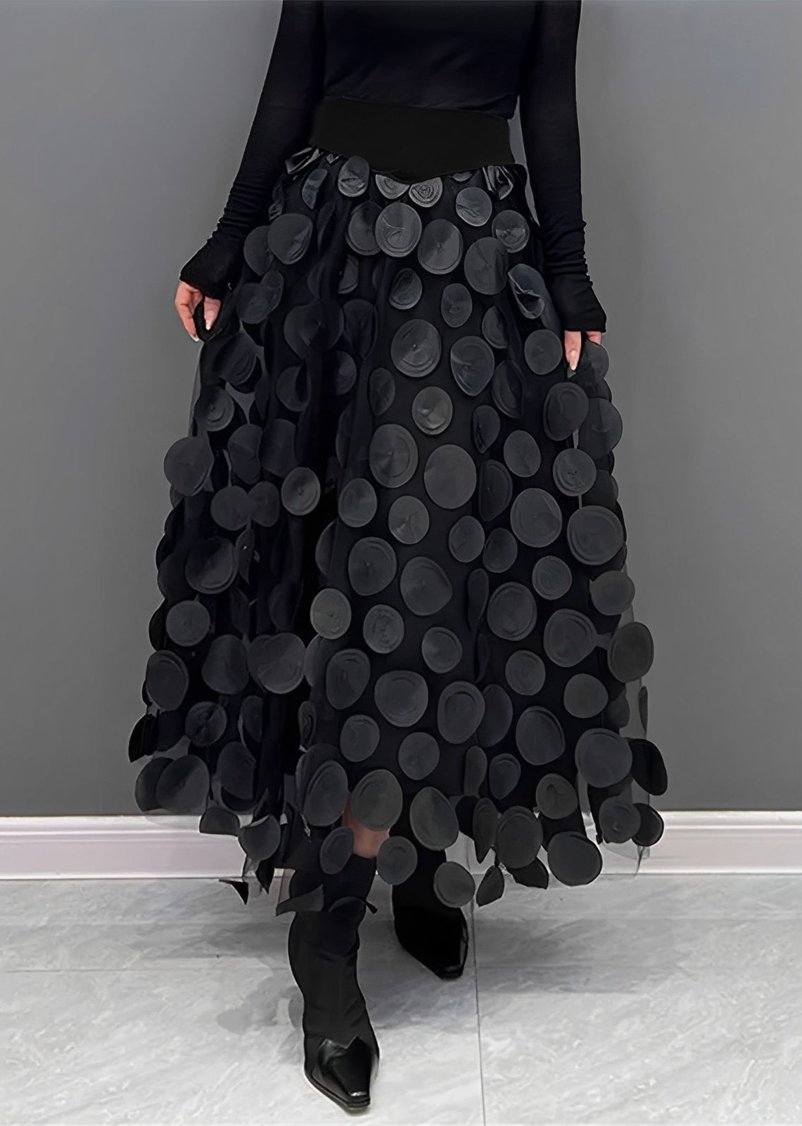 Peaches – Jupe midi à pois style rétro