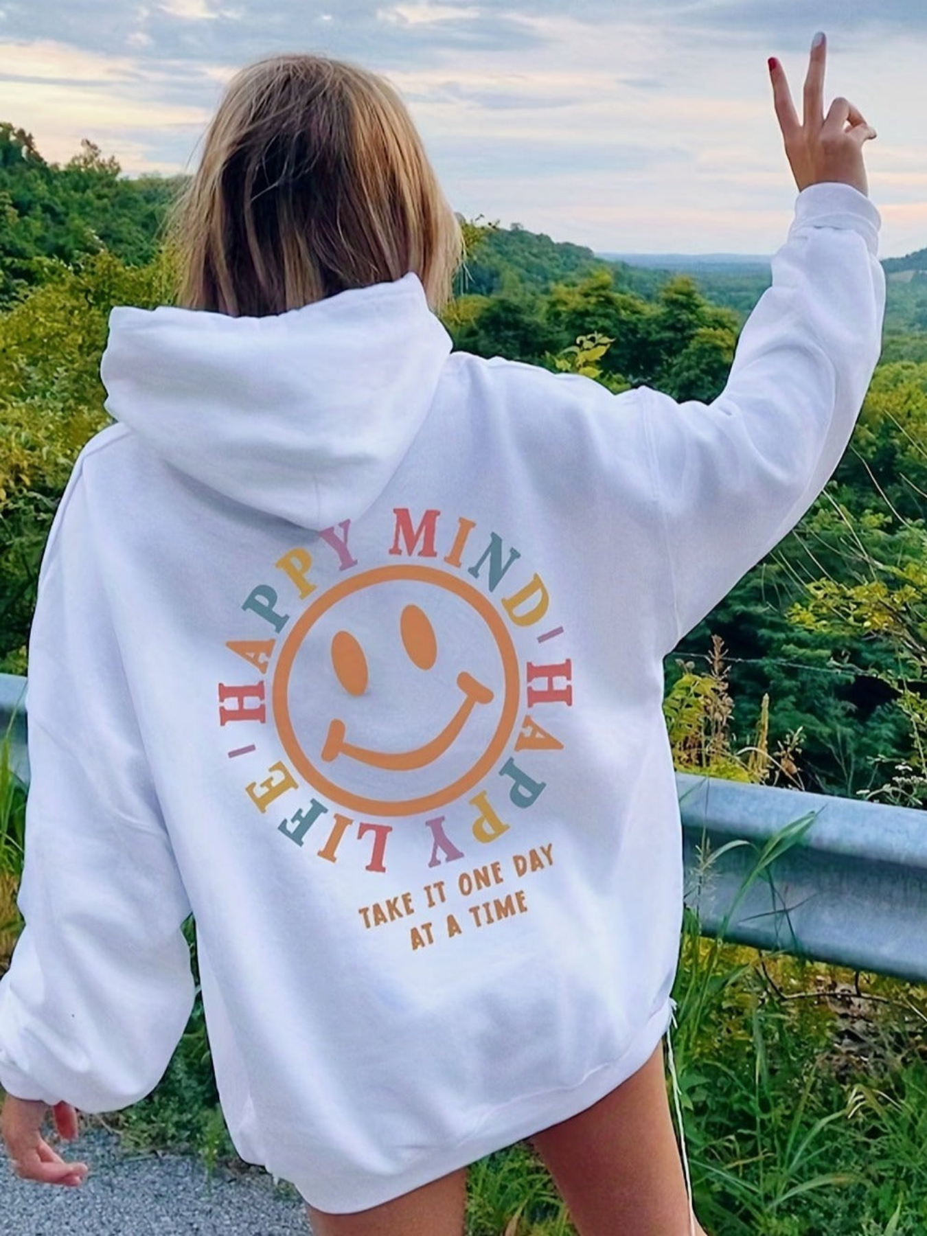 Un Jour – Hoodie Statement Stylé en Coton