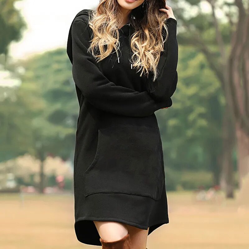 Juris – Longue Robe Sweat à Capuche