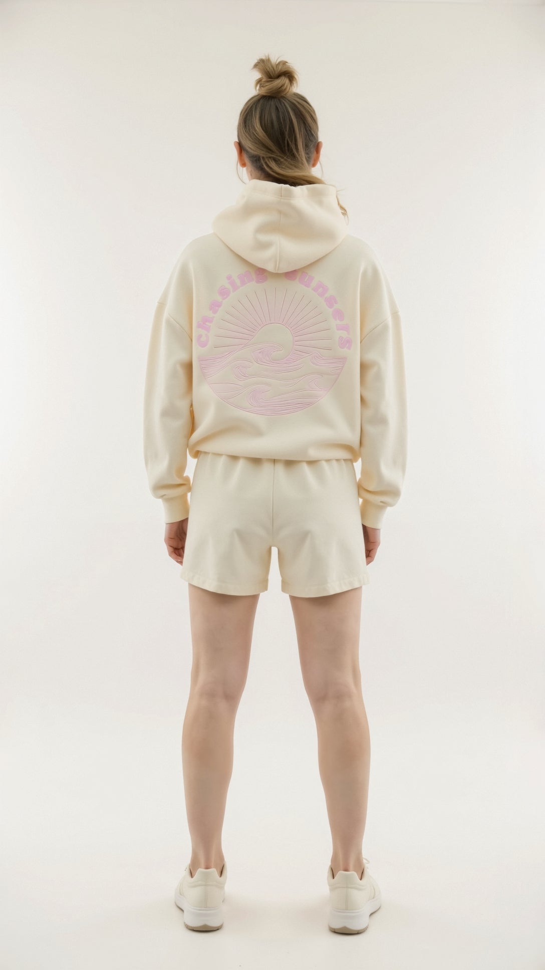 Melina – Hoodie Brodé