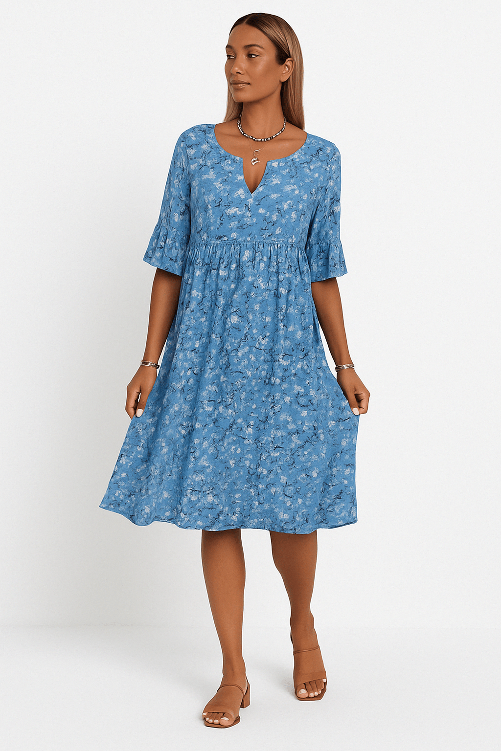 Annalena – Robe fleurie au style féminin