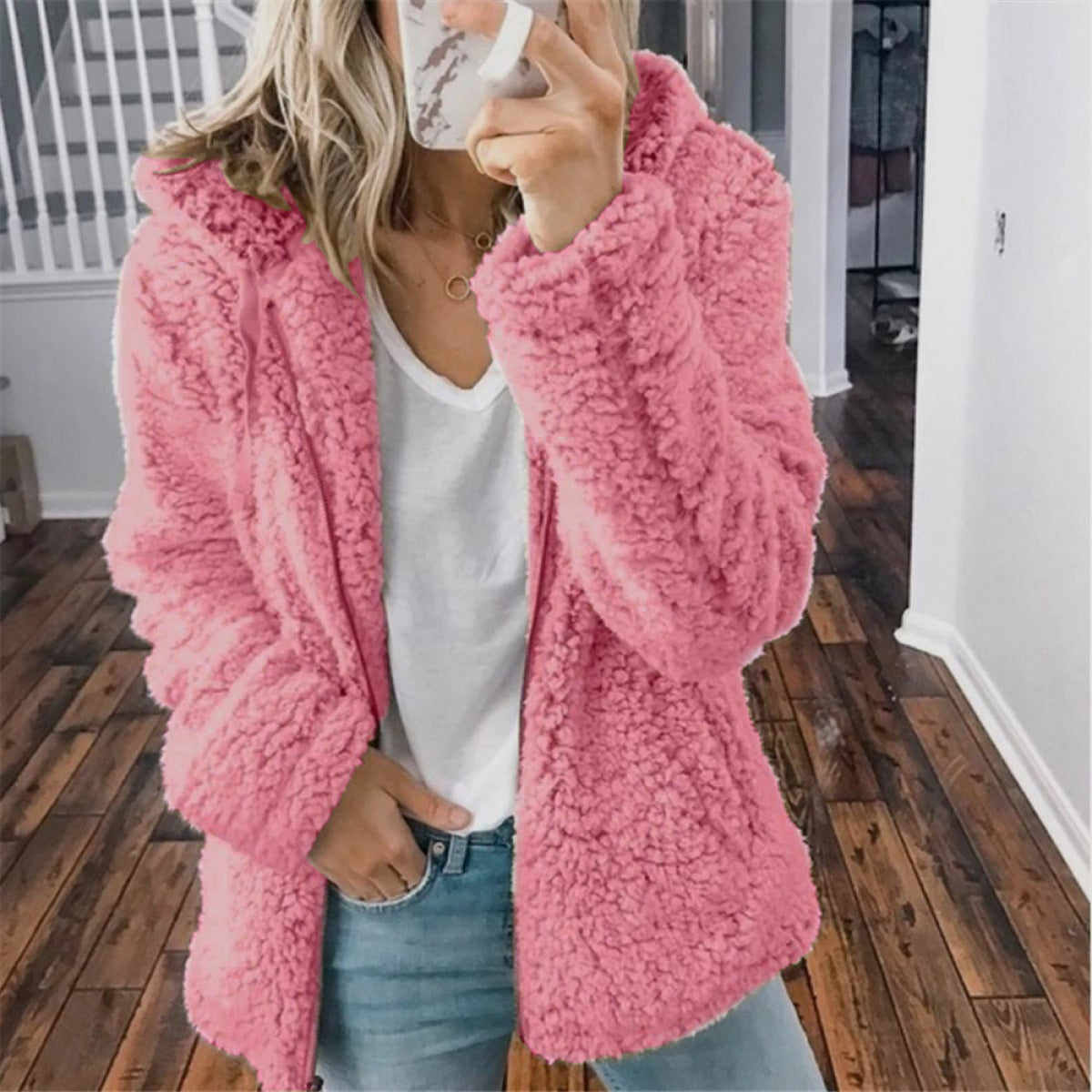 Celandine – Manteau en peluche avec capuche
