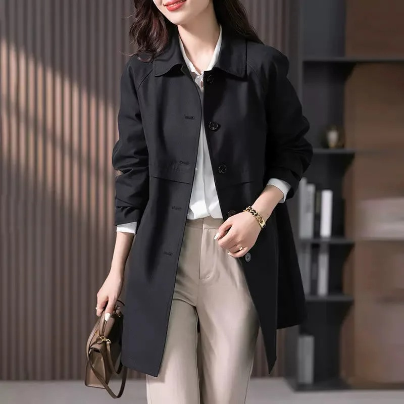Elise – Court Trenchcoat avec Bouton