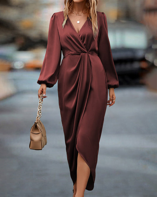 Leona – Robe élégante avec décolleté en V et manches bouffantes