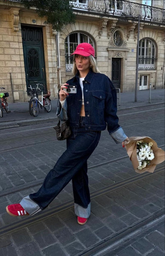 Clara – Set en Denim avec Blouson Trucker & Jeans Taille Haute