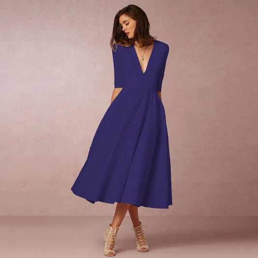 Noemi – Robe de soirée élégante en longueur midi