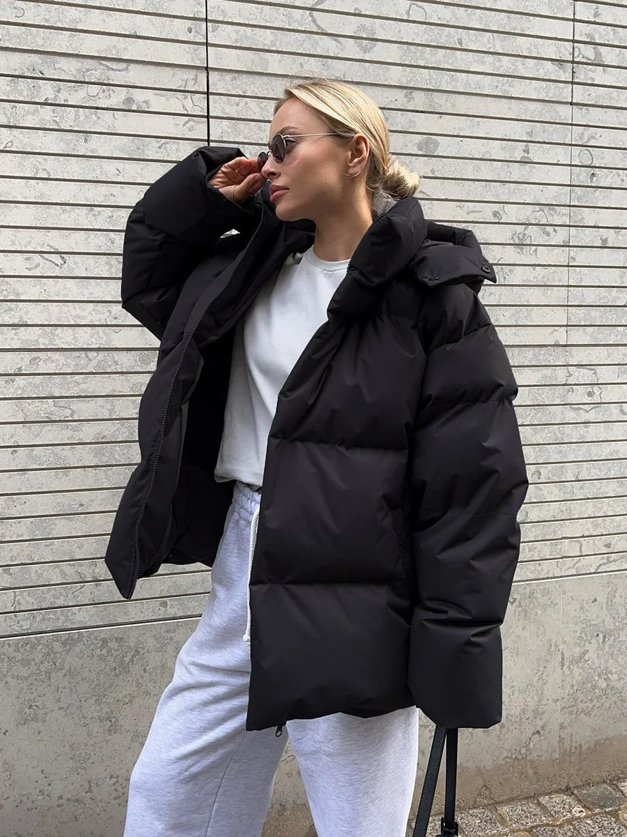 Renata – Courte veste femme avec capuche